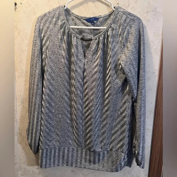 APT 9 Blouse - Picture 1 of 4